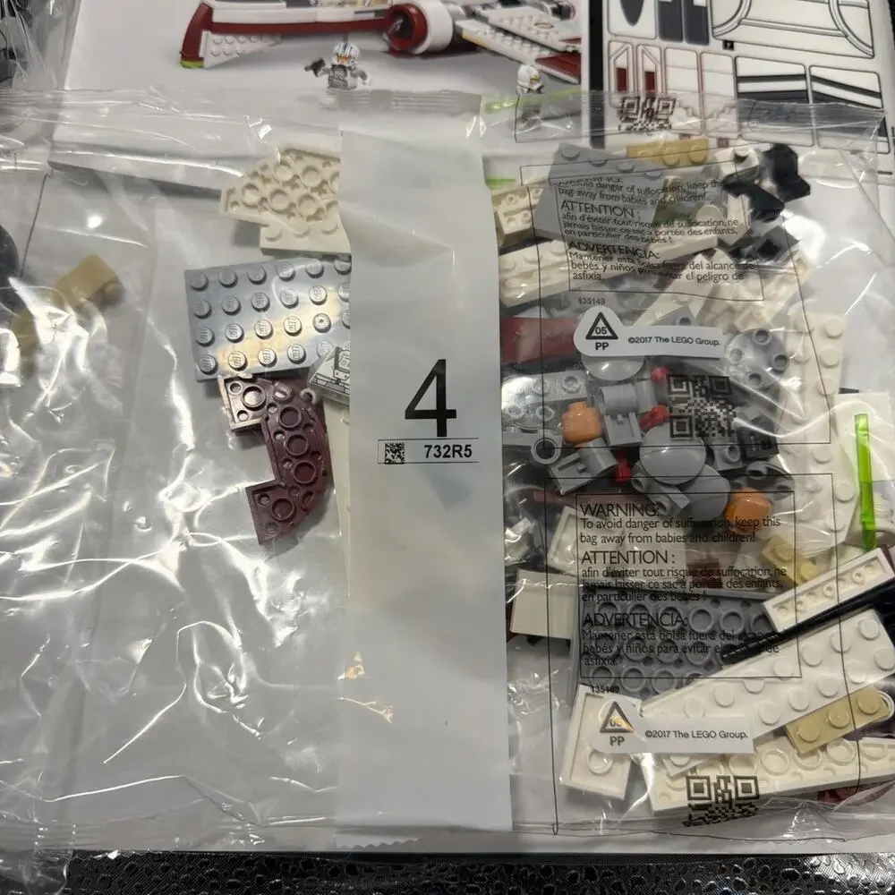 LEGO Star Wars: Revenge of The Sith ARC-170 Starfighter Spaceship,75402 Open Box - Picture 5 of 6